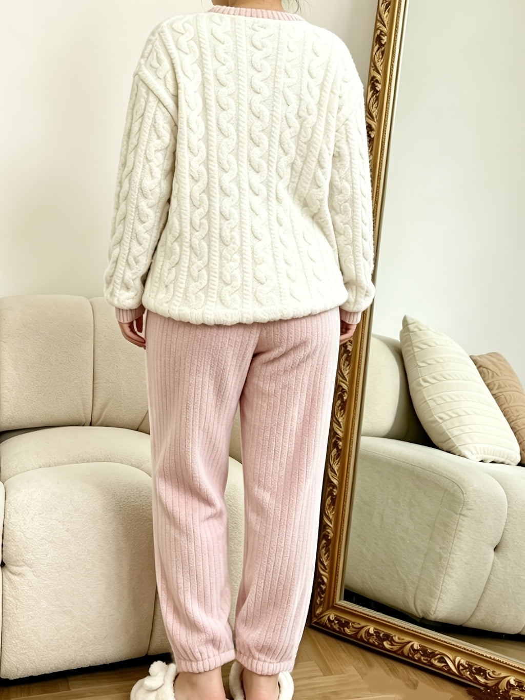 Pyjama grande taille, chaleur d'hiver, esprit décontracté, vu de dos