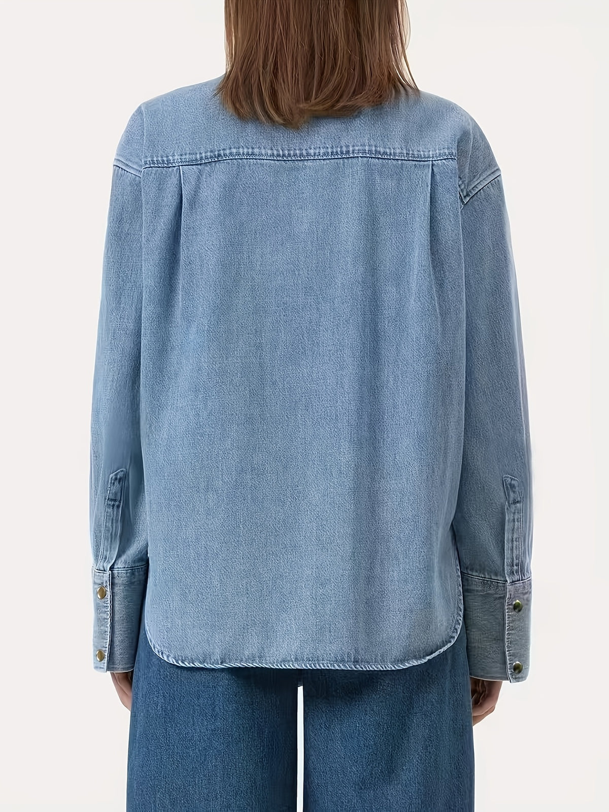 Chemise grande taille, coupe oversize, manches longues, tenue franche, vu de dos