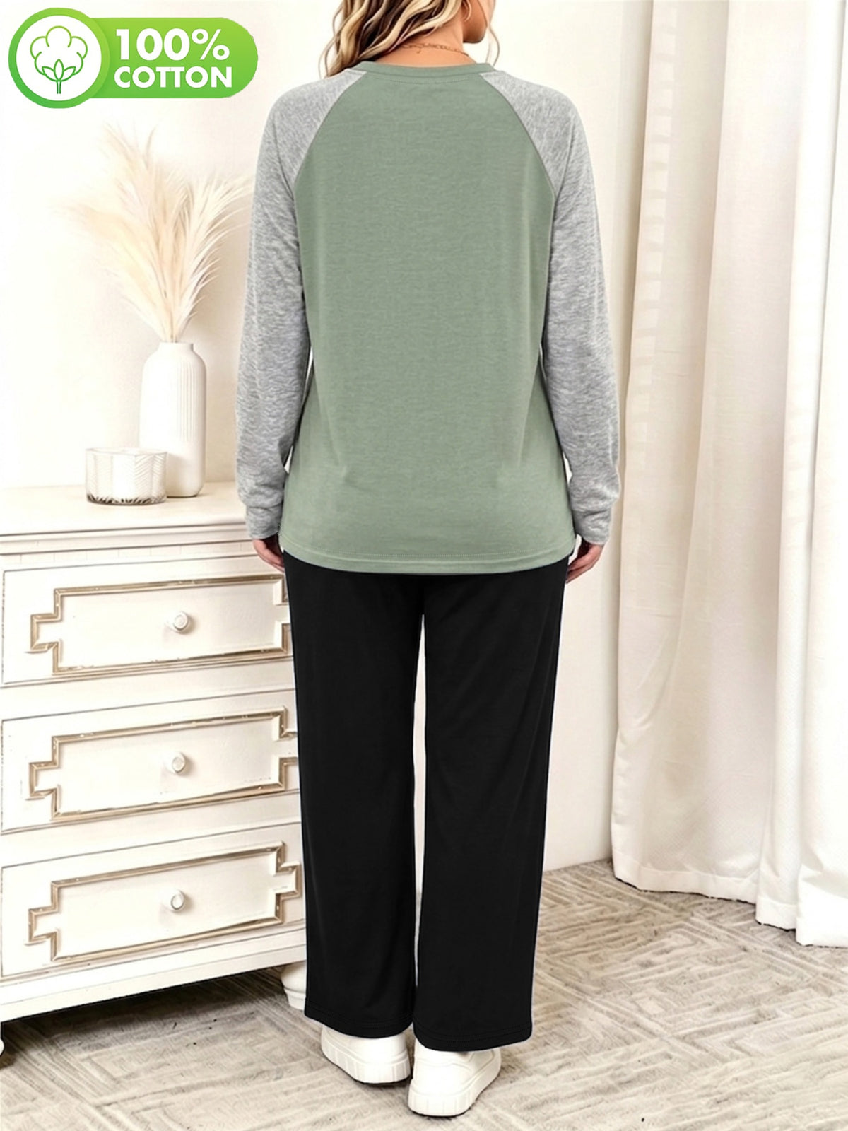 Ensemble grande taille, coupe ample, manches longues, toucher naturel, porté de face