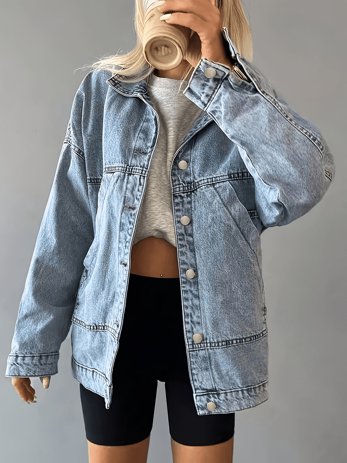 Veste grande taille, coupe oversize, tenue franche, tissu non extensible, tissu opaque