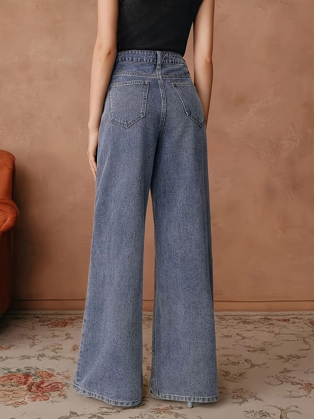 Pantalon grande taille à imprimé fleuri, coupe droite, tenue franche, vu de dos