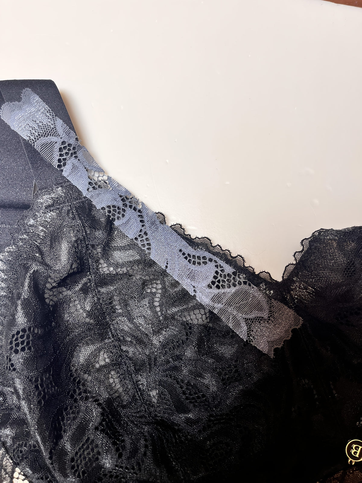 Soutien-gorge grande taille en dentelle, effet ajouré, visuel produit