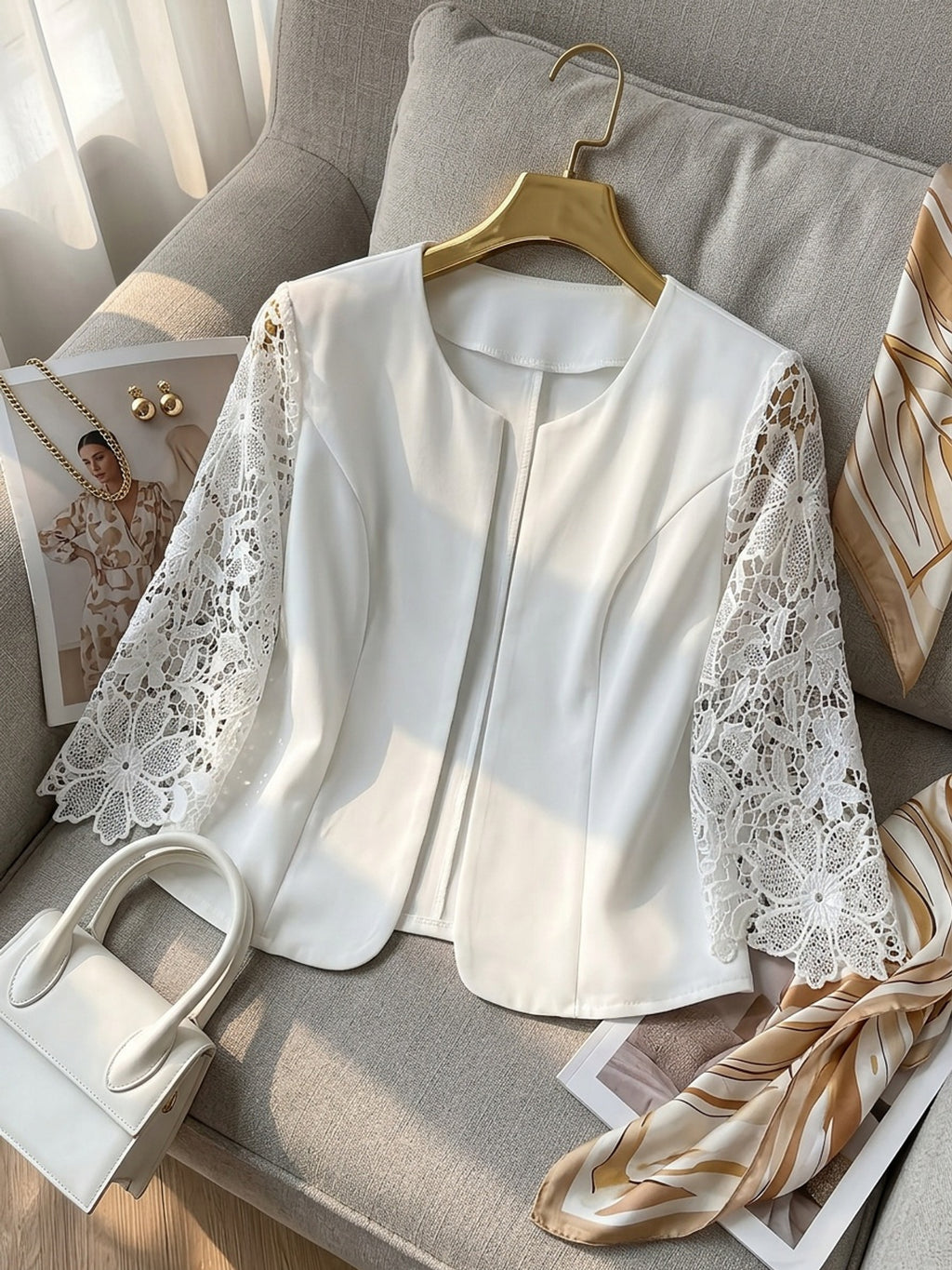 Veste grande taille, coupe oversize, tissu léger, gros plan
