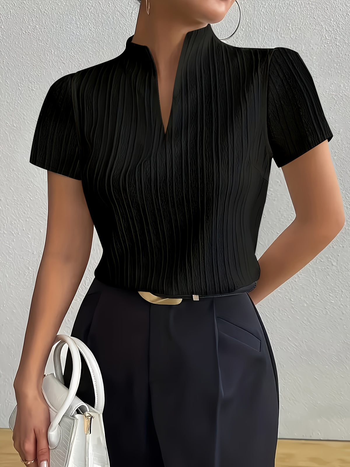 Chemise grande taille, col V, manches courtes