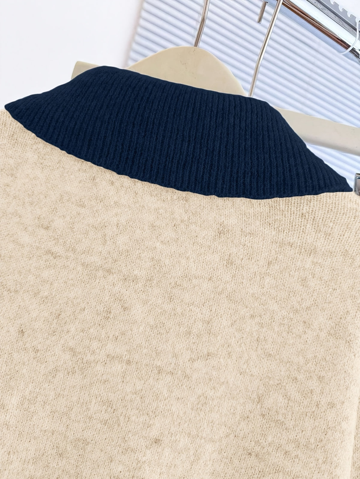 Top grande taille, coupe oversize, manches longues, chaleur d'hiver, vu de dos