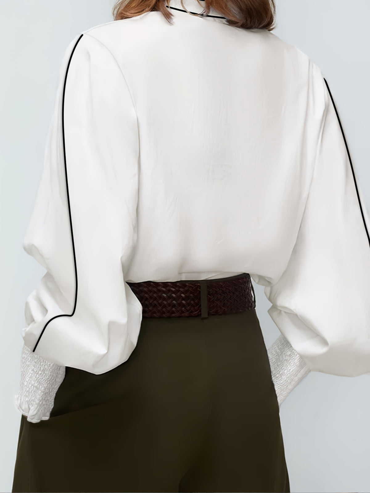 Chemise grande taille, coupe ample, col cardigan, porté de face