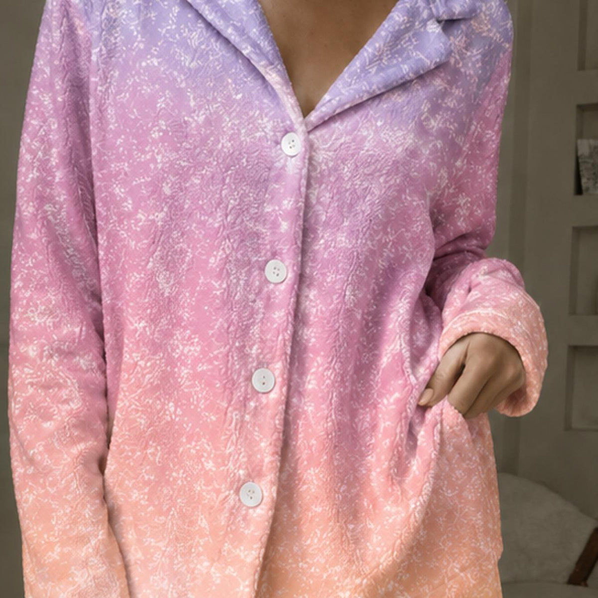 Top grande taille à imprimé fleuri, col V — composition : 70% Polyester, 30% Élasthanne
