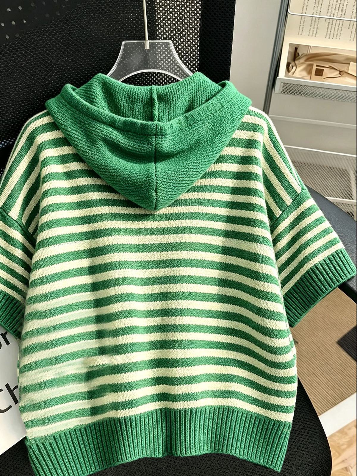 Cardigan grande taille à rayures, coupe oversize, capuche, toucher moelleux