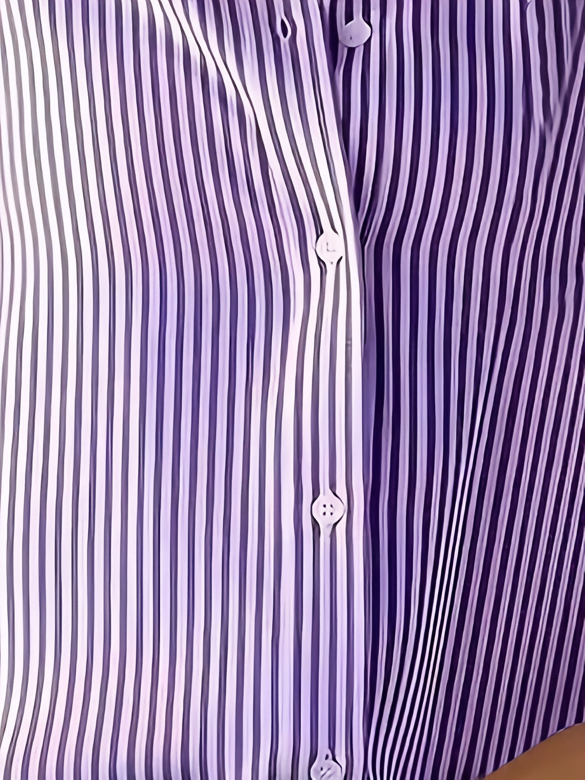 Chemise grande taille à rayures, manches courtes, porté de face