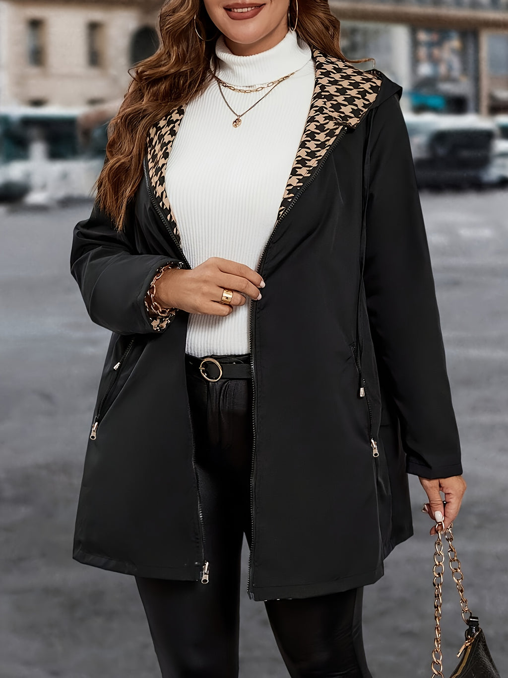 Manteau grande taille, coupe oversize, détail du col