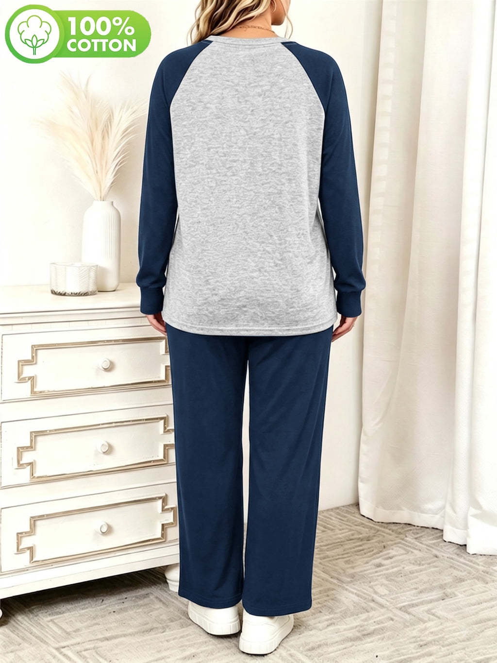 Ensemble grande taille, coupe ample, manches longues, toucher naturel, détail du col