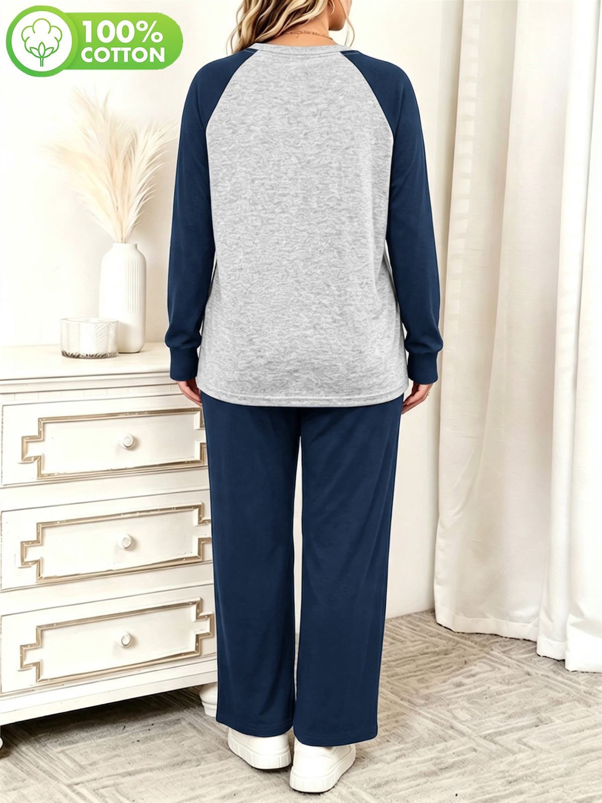 Ensemble grande taille, coupe ample, manches longues, toucher naturel, détail du col