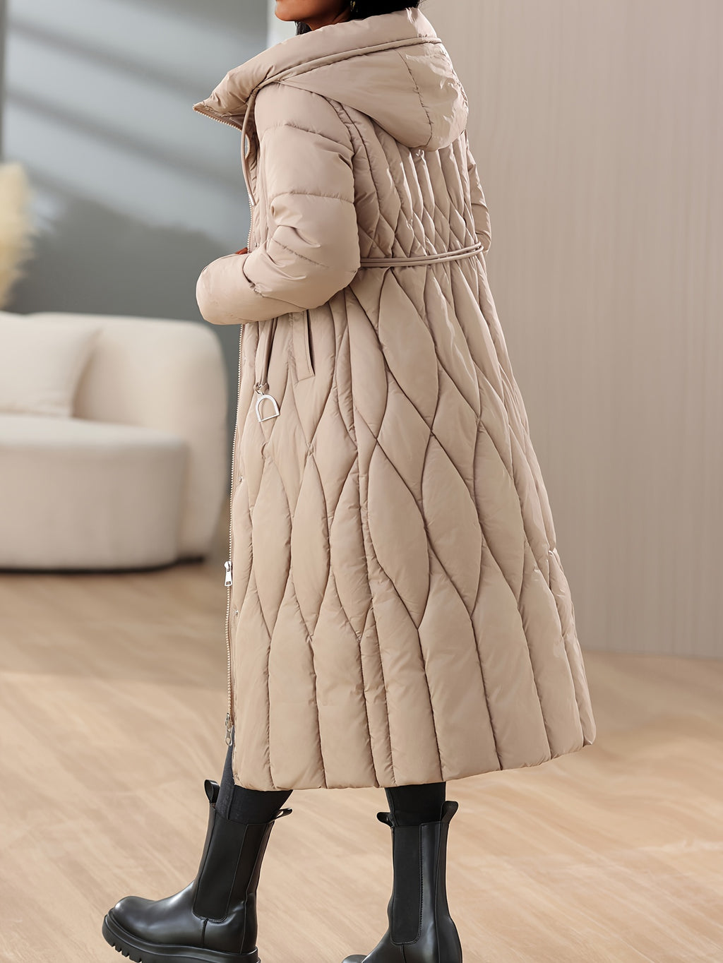 Manteau grande taille, coupe ajustée, capuche, chaleur d'hiver, détail du tissu