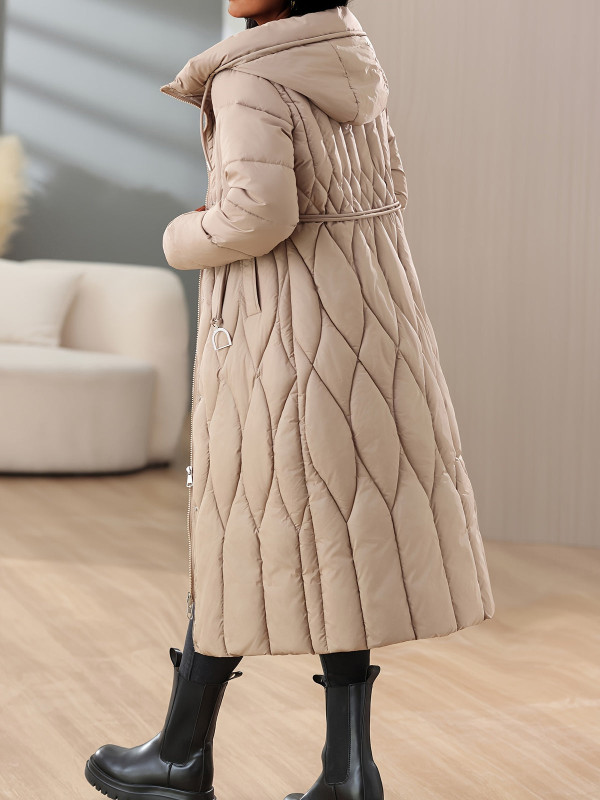 Manteau grande taille, coupe ajustée, capuche, chaleur d'hiver, détail du tissu