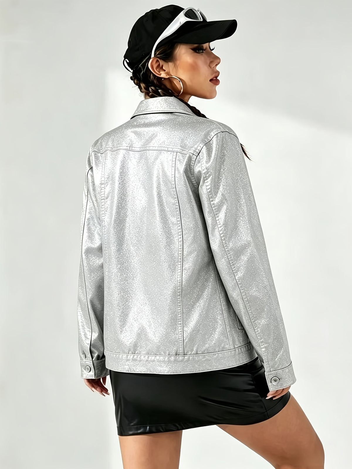 Top grande taille, coupe oversize, tombé fluide, vu de dos