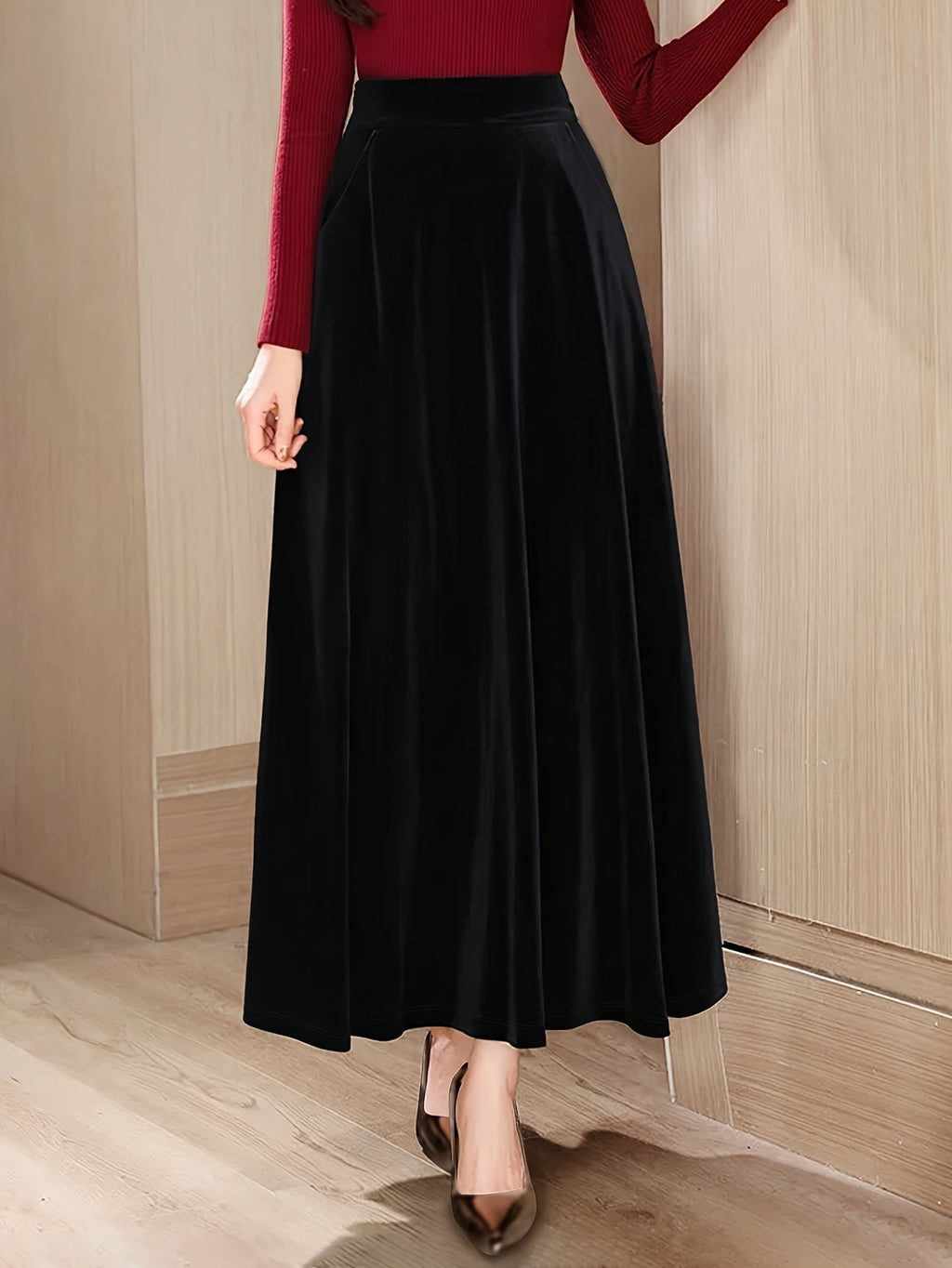 Robe grande taille en velours, coupe évasée, poches pratiques, toucher profond