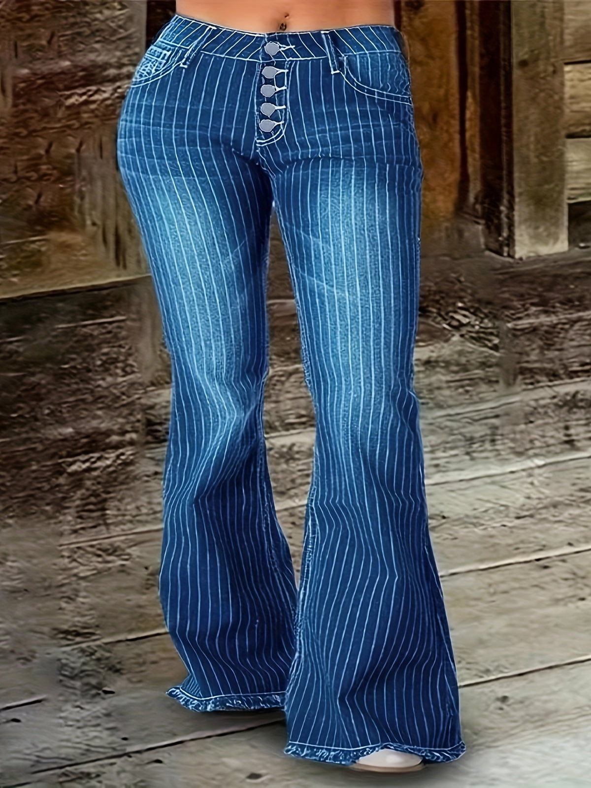 Jean grande taille à rayures, coupe évasée, poches pratiques, tenue franche — composition : 65% Coton, 28% Polyester, 5% Viscose, 2% Élasthanne Image