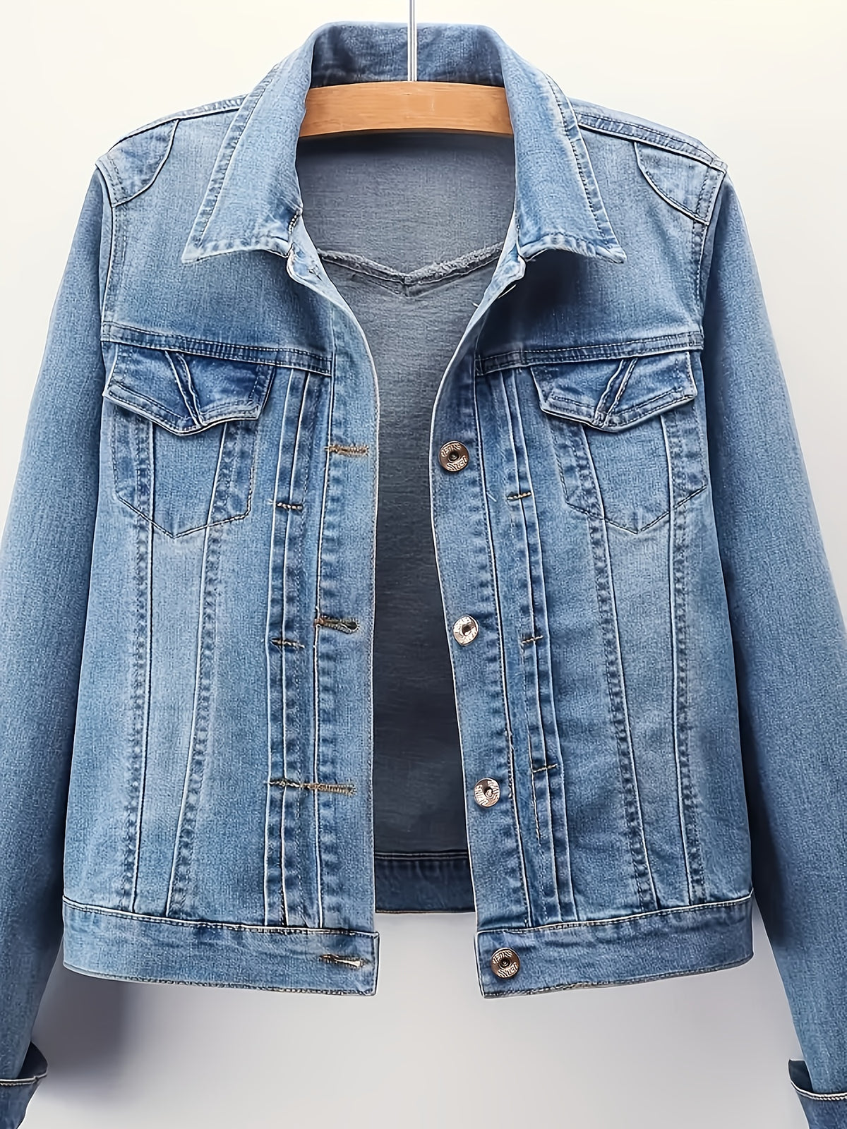 Veste grande taille, coupe ajustée, manches longues, tenue franche