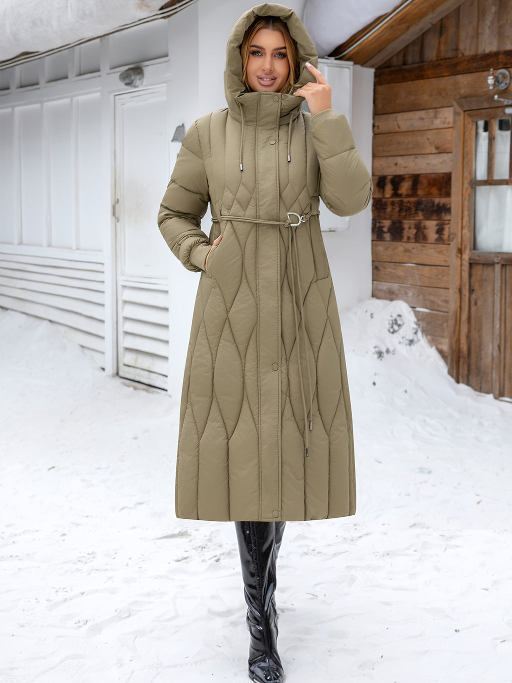 Manteau grande taille, coupe ajustée, capuche, chaleur d'hiver, détail du col