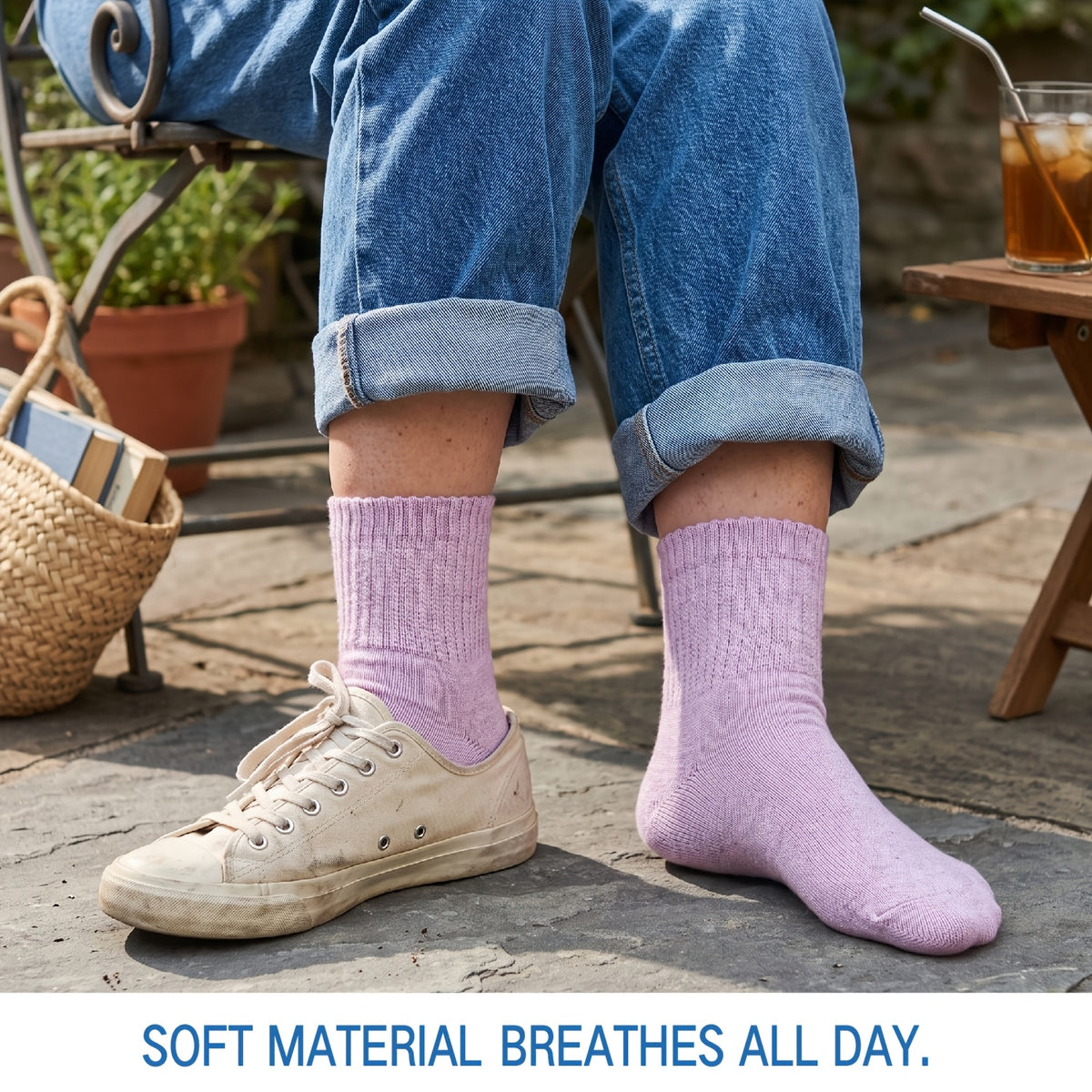 Chaussettes grande taille, coupe ample, toucher naturel, cordon de serrage, détail du col