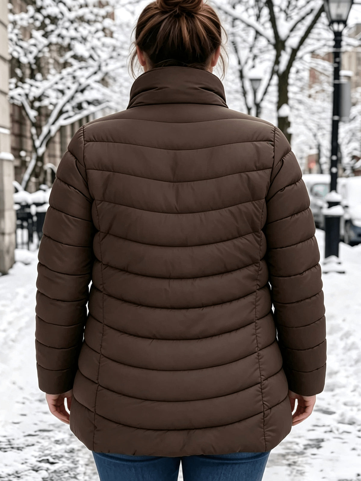Veste grande taille, poches plaquées, fermeture zippée, chaleur d'hiver, détail du col