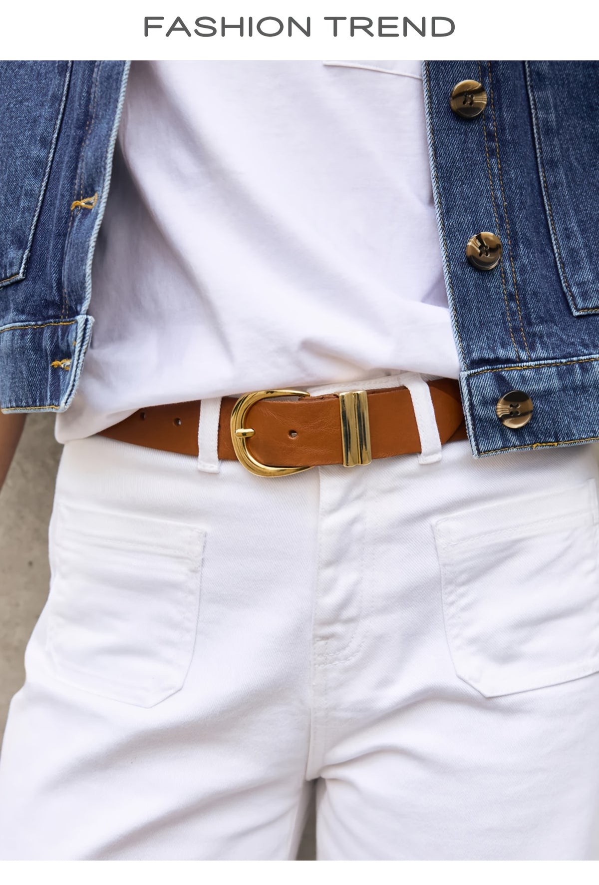 Pantalon grande taille, coupe droite, poches plaquées, tenue franche, détail du tissu