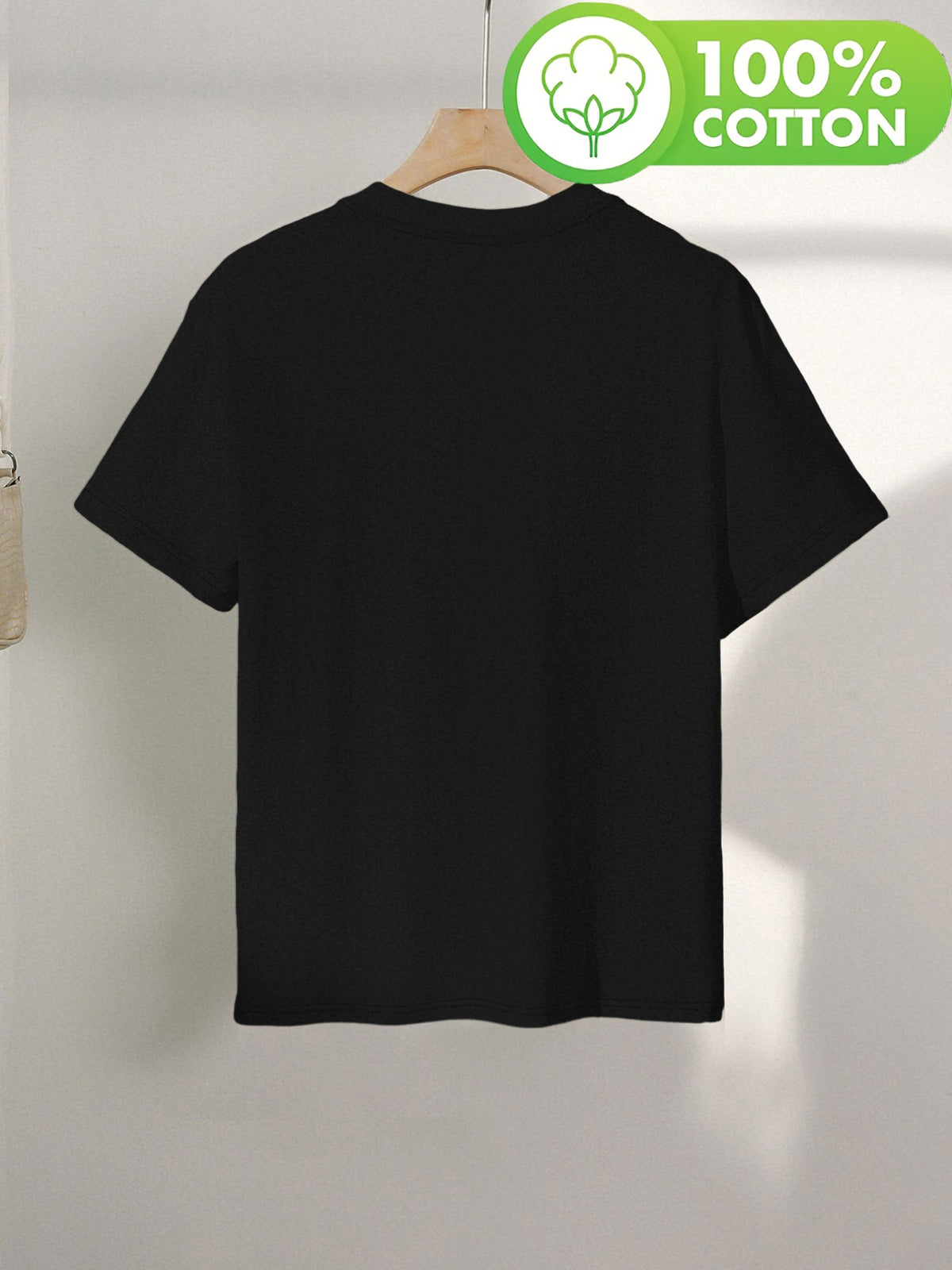 T-shirt grande taille, coupe ample, col rond, manches courtes, visuel produit