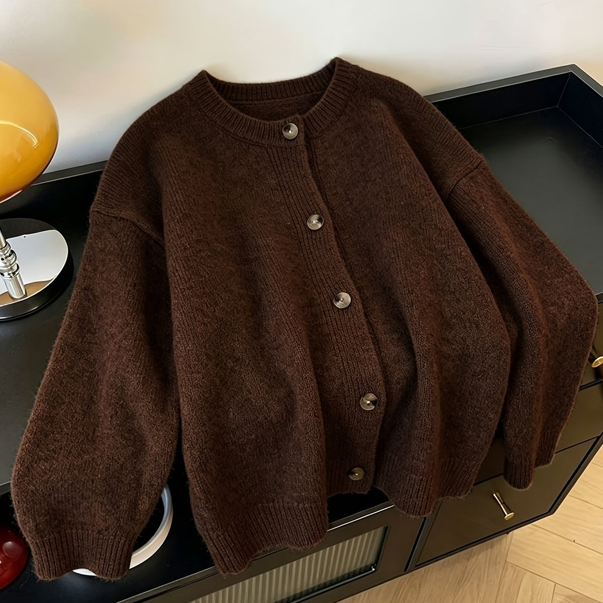 Cardigan grande taille, coupe ample, chaleur d'hiver, détail du col