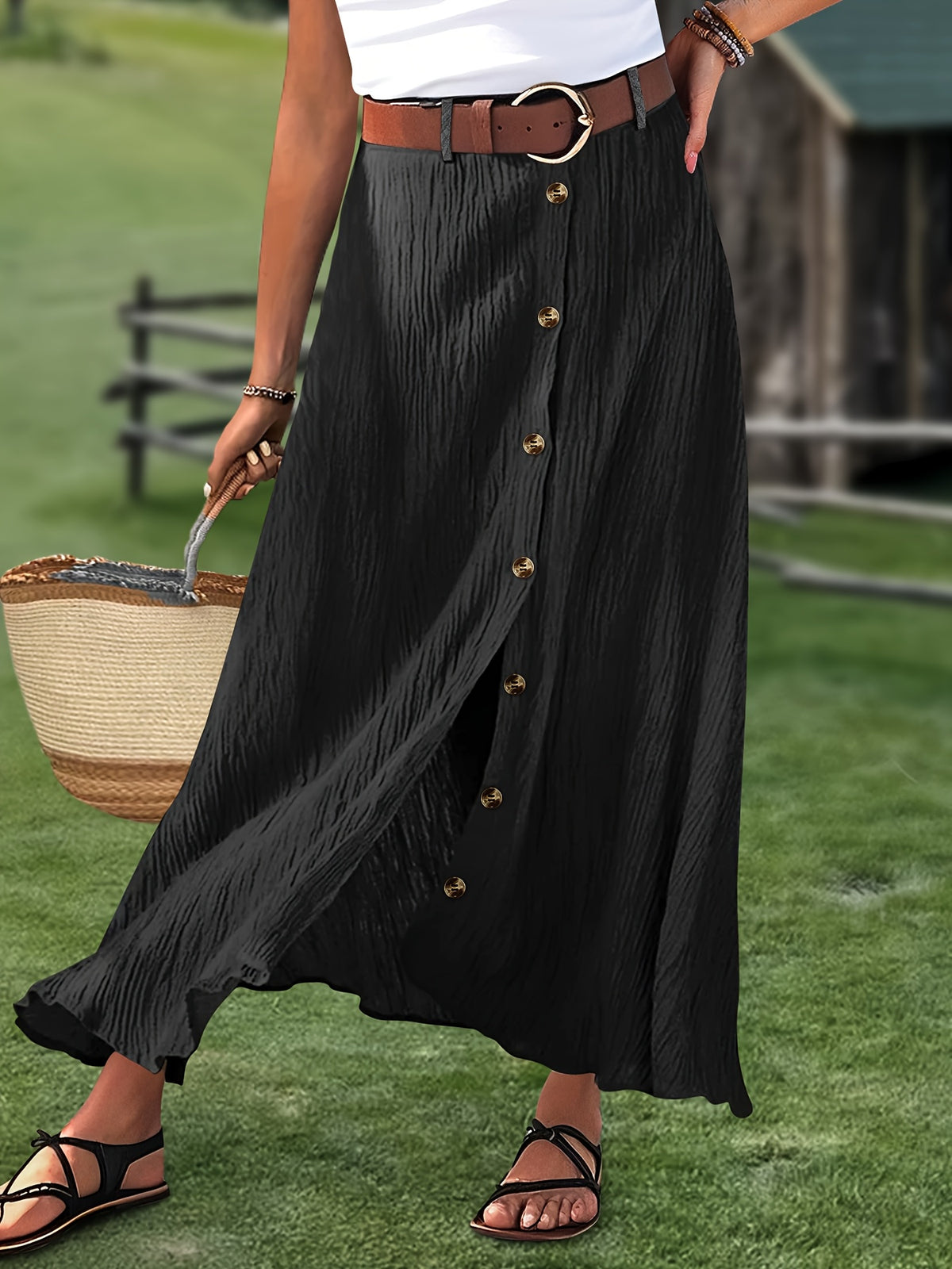 Robe grande taille, coupe évasée, ceinture assortie, ligne nette Image