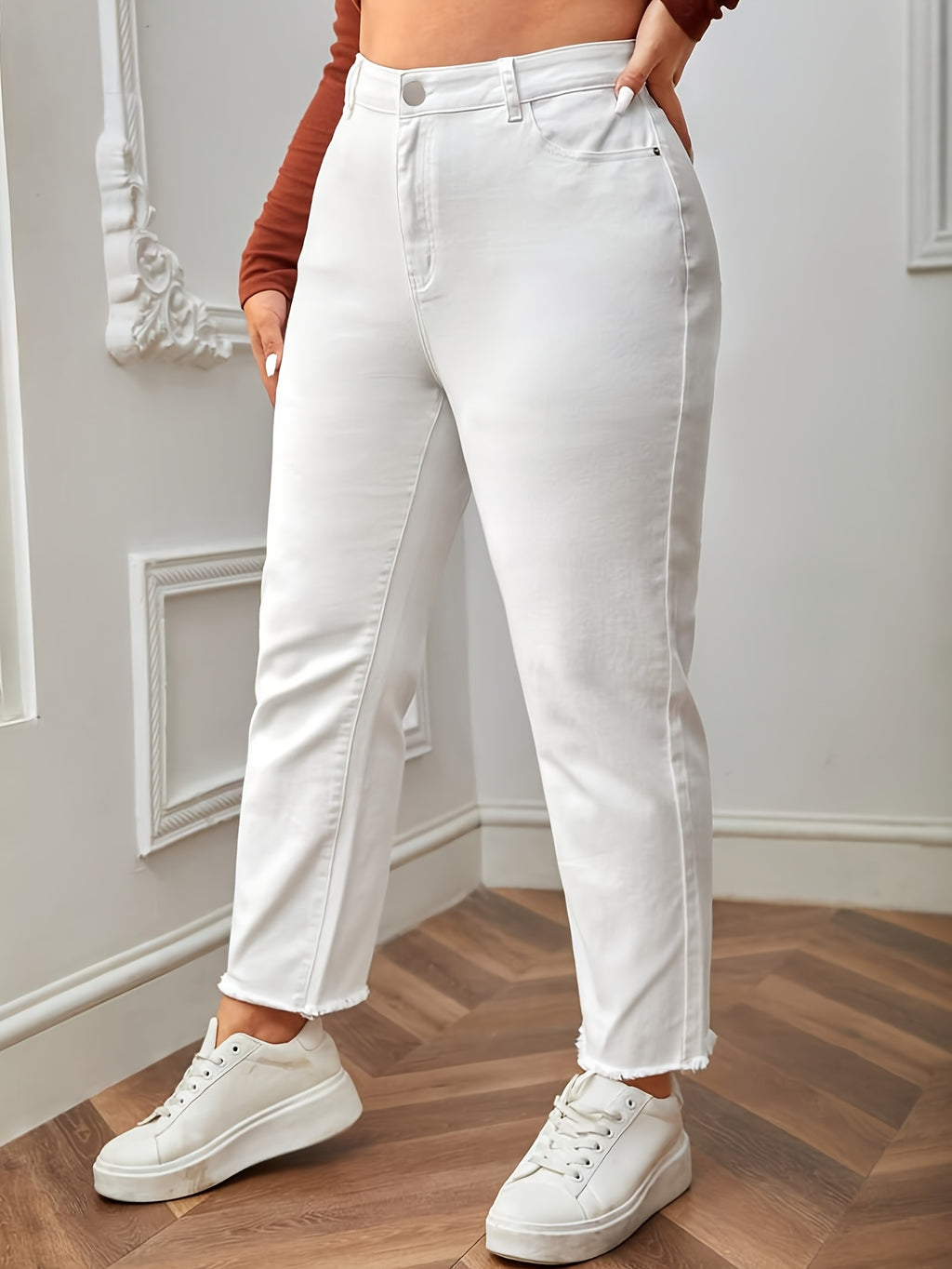 Pantalon grande taille, coupe ajustée, tenue franche, tissu opaque