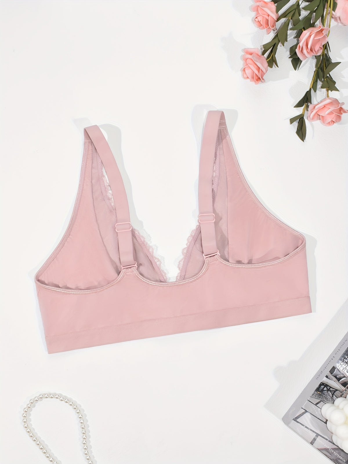 Soutien-gorge grande taille — Dentelle rosée, agrafes frontales