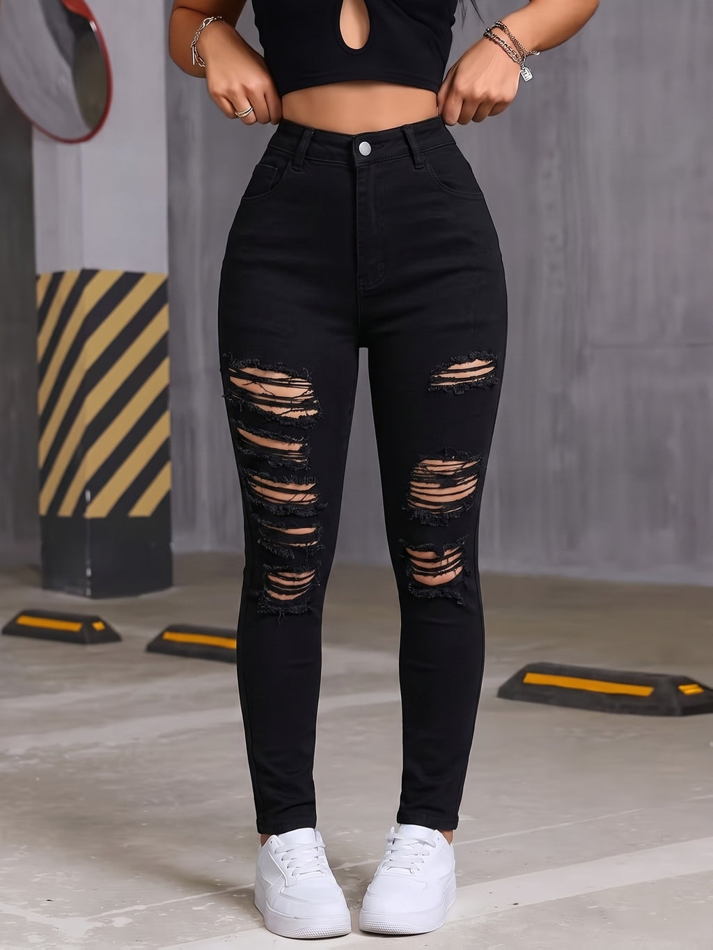 Jean grande taille, coupe ajustée, fente, tenue franche