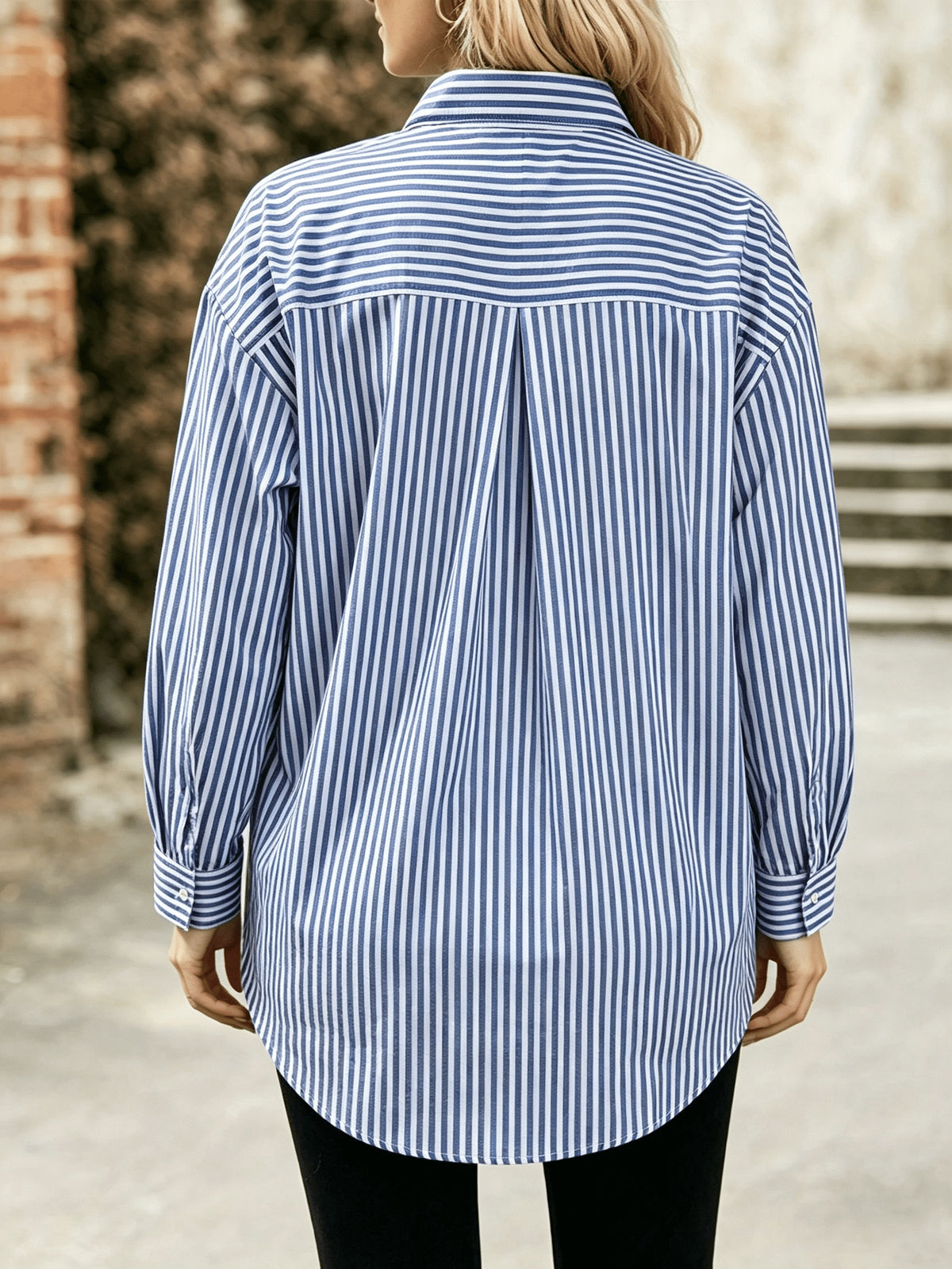 Chemise grande taille à rayures, coupe ample, manches longues, toucher naturel Image