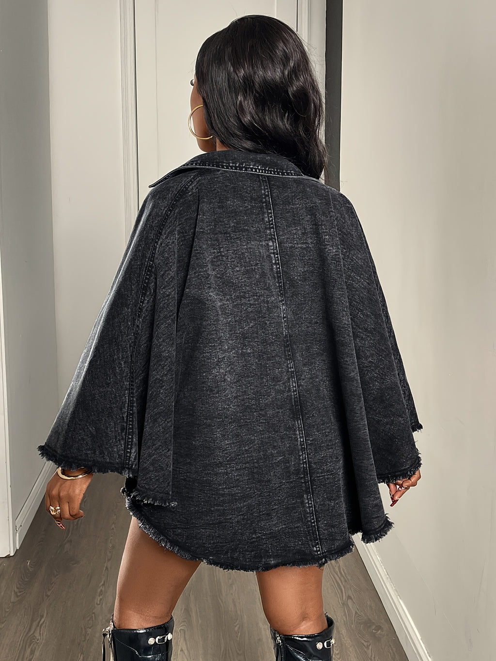 Veste grande taille, fermeture zippée, tenue franche — composition : 85% Coton, 15% Polyester