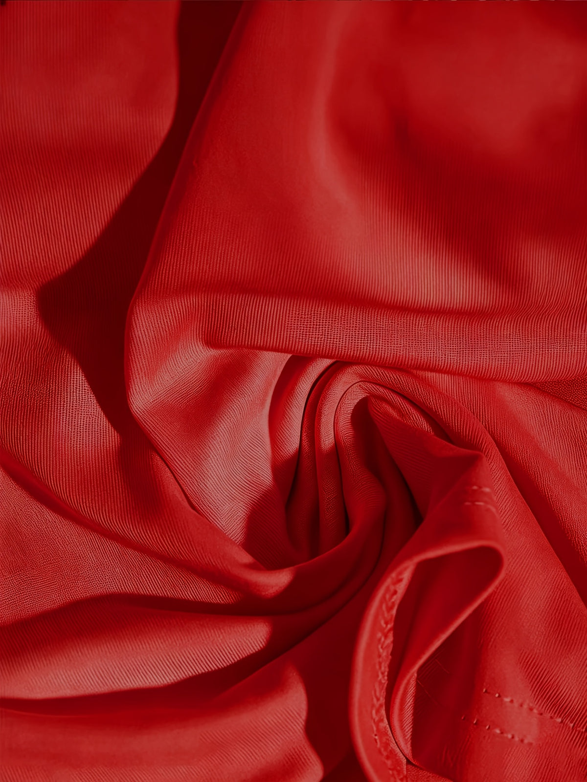 T-shirt grande taille, épaules dénudées, manches courtes, détail du tissu