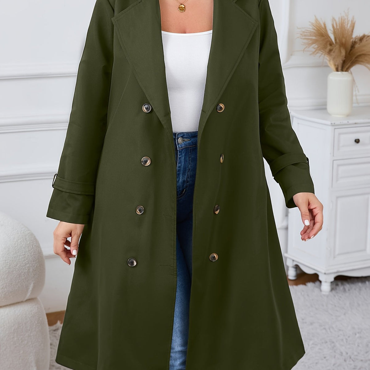 Manteau grande taille, coupe longue, col à revers, boutonnage, tissu opaque