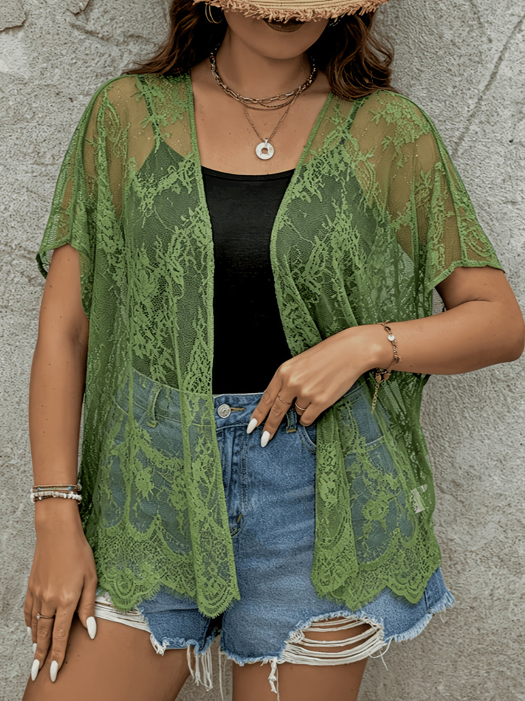 Cardigan grande taille en dentelle, manches courtes, effet ajouré, vu de dos