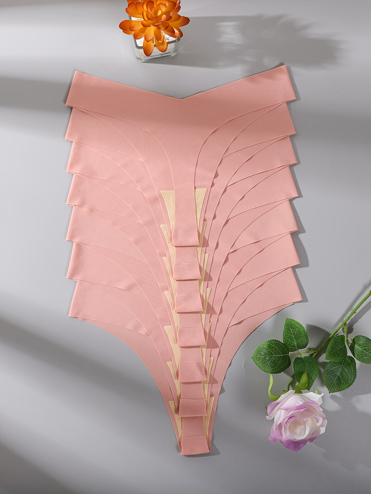 Culotte grande taille, allure élégante, vu de dos
