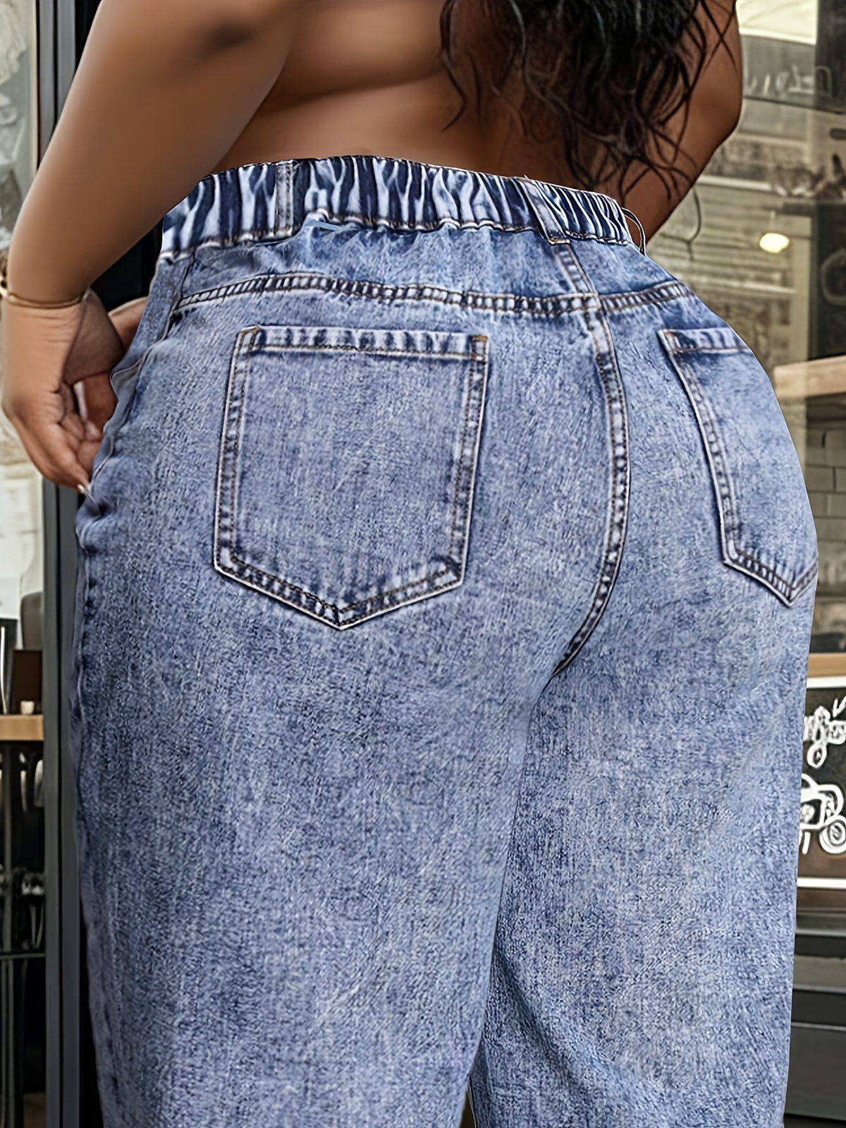 Pantalon grande taille, toucher naturel, tissu opaque