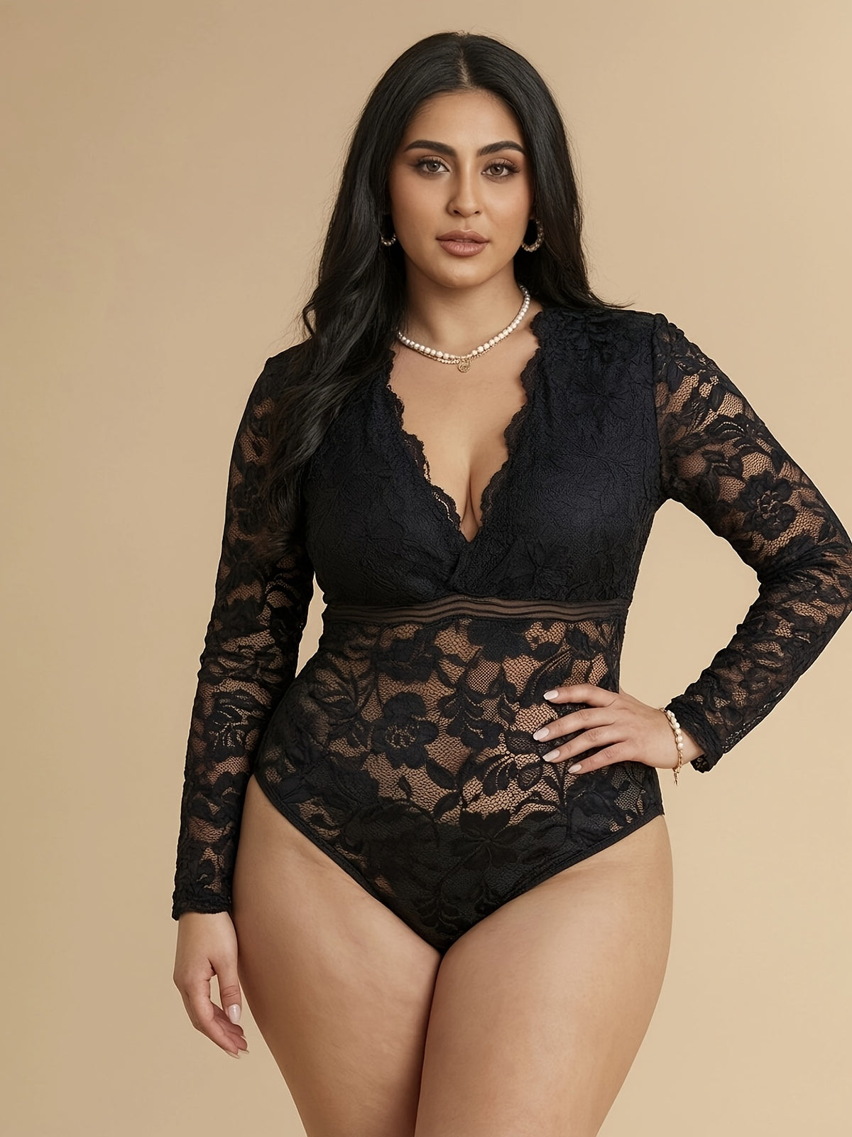Body gainant grande taille en dentelle, dentelle contrastée, effet ajouré