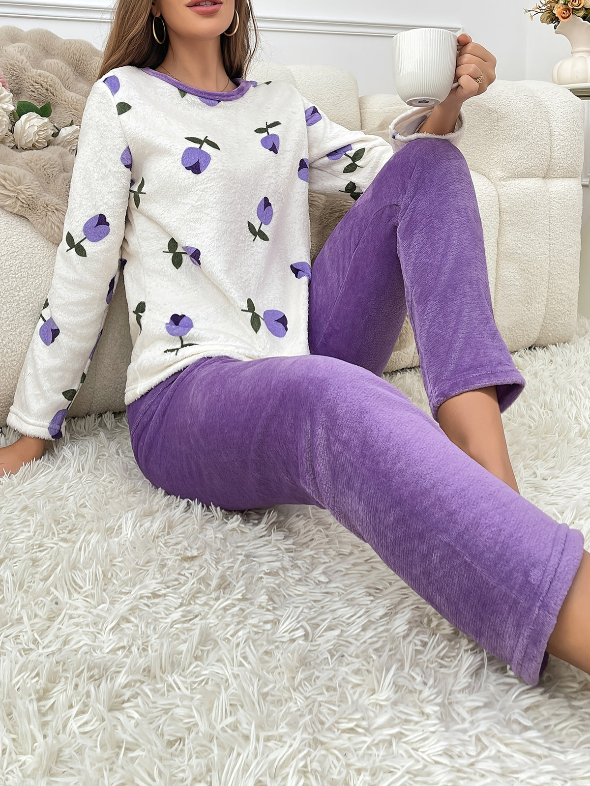 Pyjama grande taille à imprimé fleuri, chaleur d'hiver, esprit décontracté, porté de face