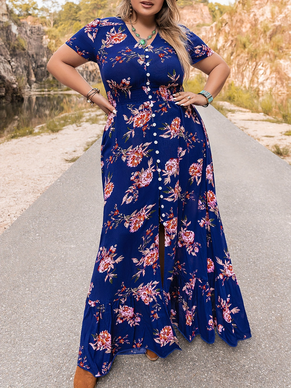 Robe longue grande taille — Fleurie à patte boutonnée viscose
