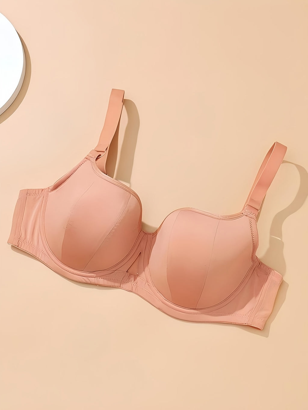 Soutien-gorge grande taille, allure élégante, vu de dos