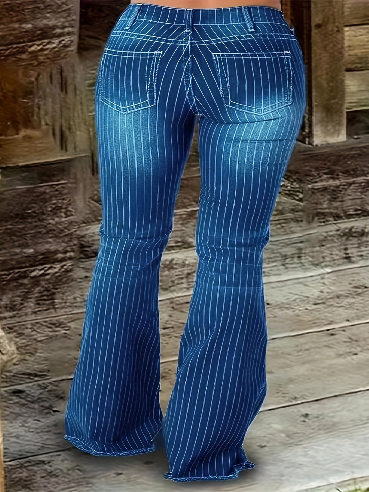 Jean grande taille à rayures, coupe évasée, poches pratiques, tenue franche Image
