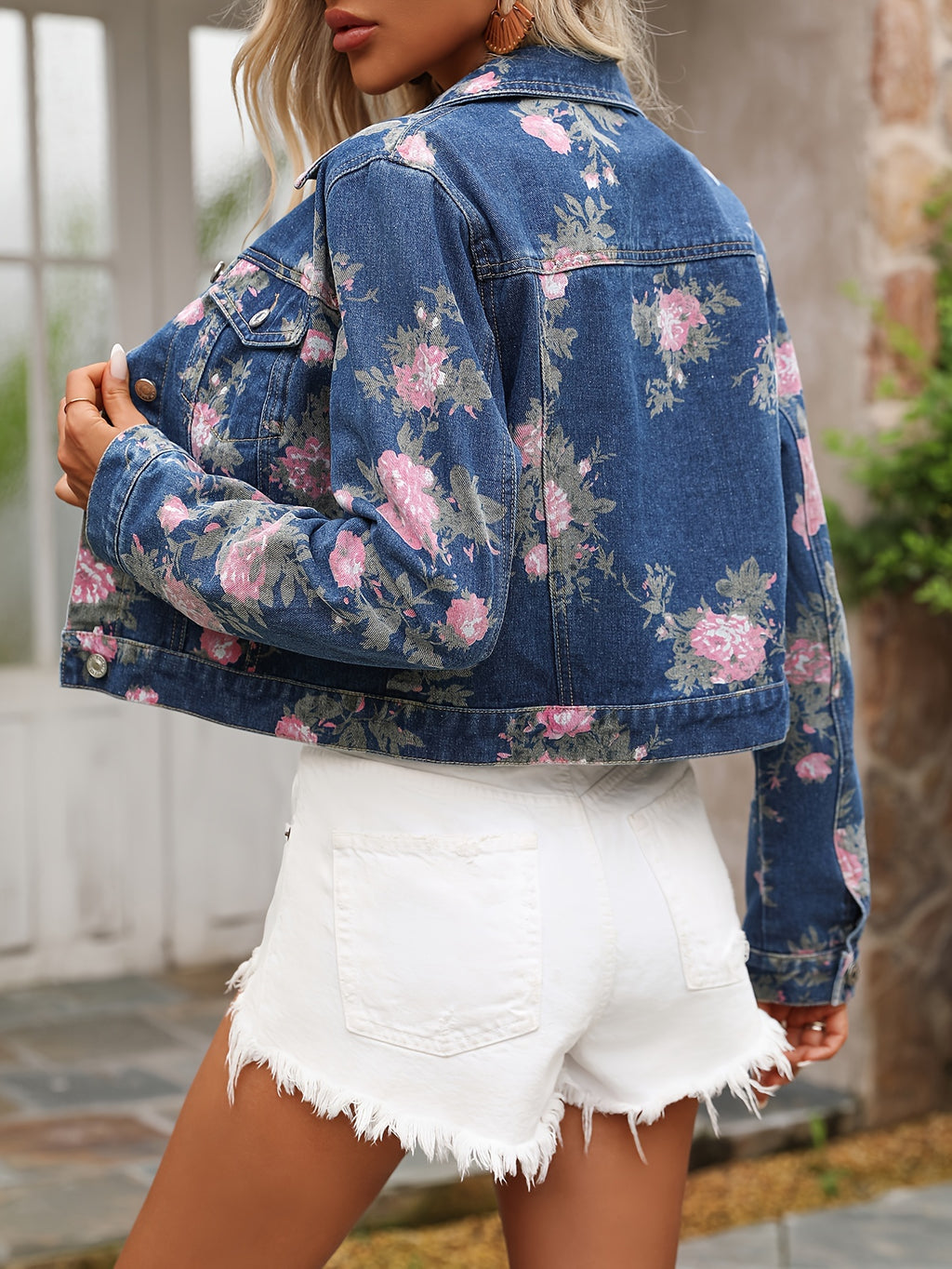 Veste grande taille à imprimé fleuri, manches longues, tenue franche, porté de face