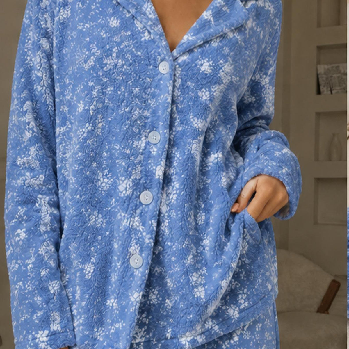 Top grande taille à imprimé fleuri, col V — matière : polyester