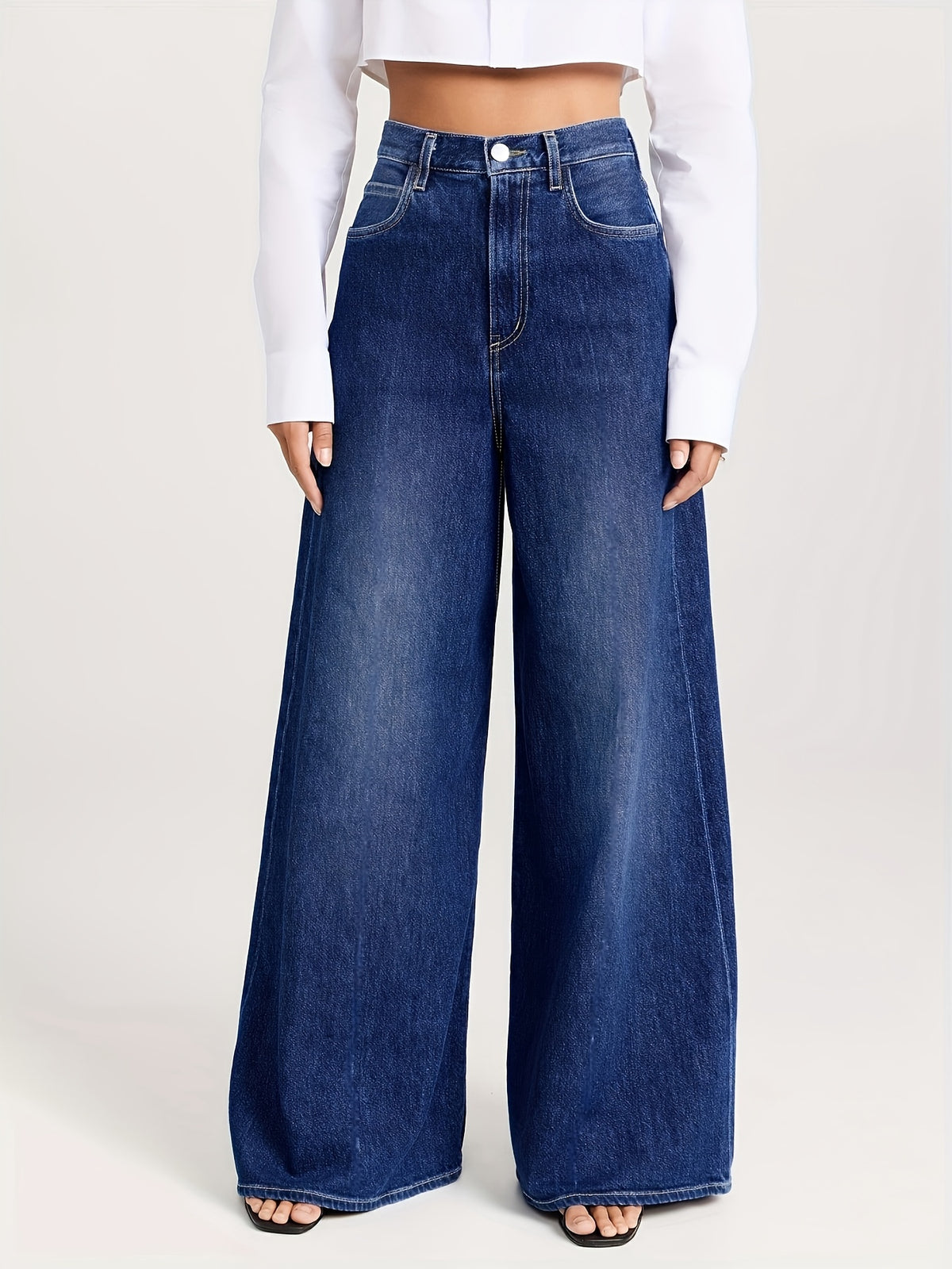 Pantalon grande taille, coupe évasée, délavage doux, tenue franche, tissu opaque