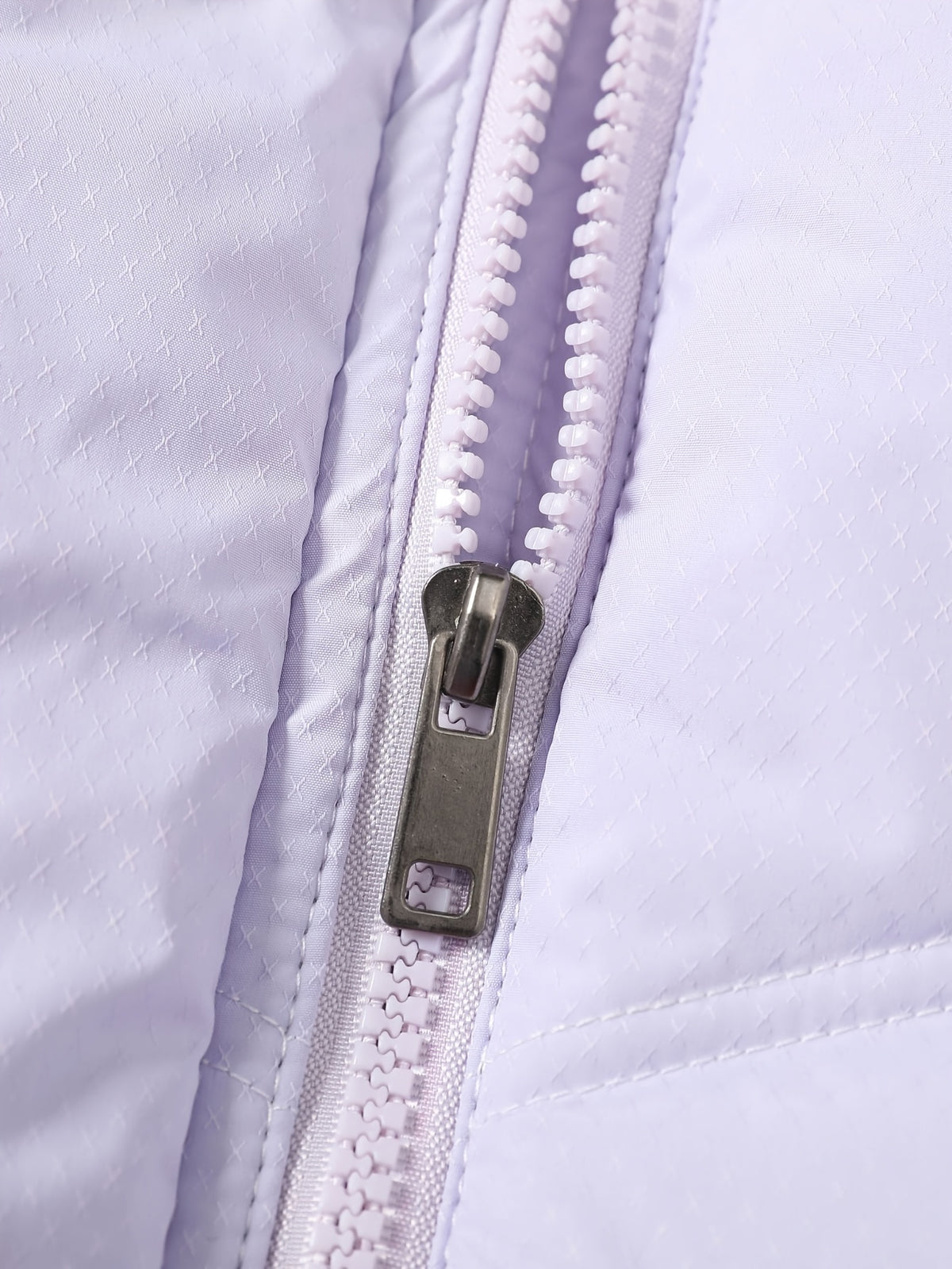 Manteau grande taille, fermeture zippée, chaleur d'hiver, matelassé, détail du tissu