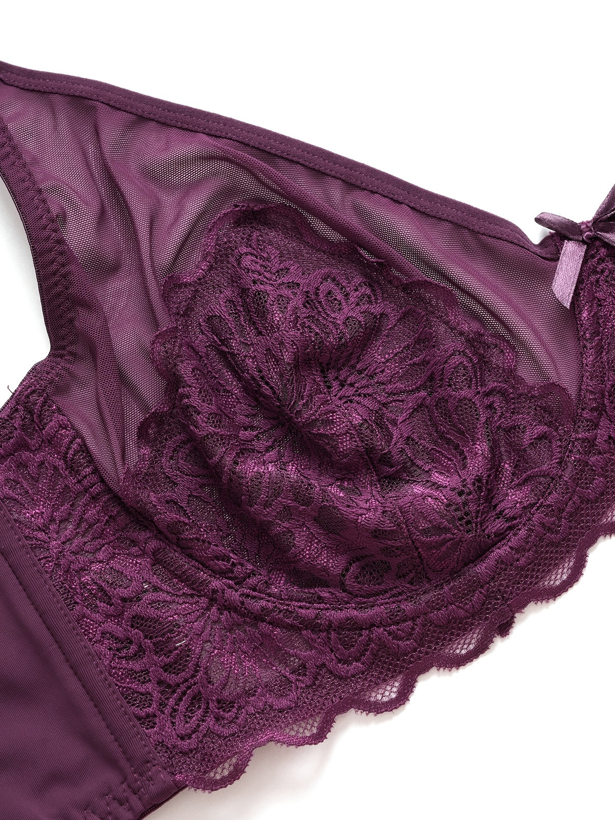 Soutien-gorge grande taille, maille transparente et dentelle