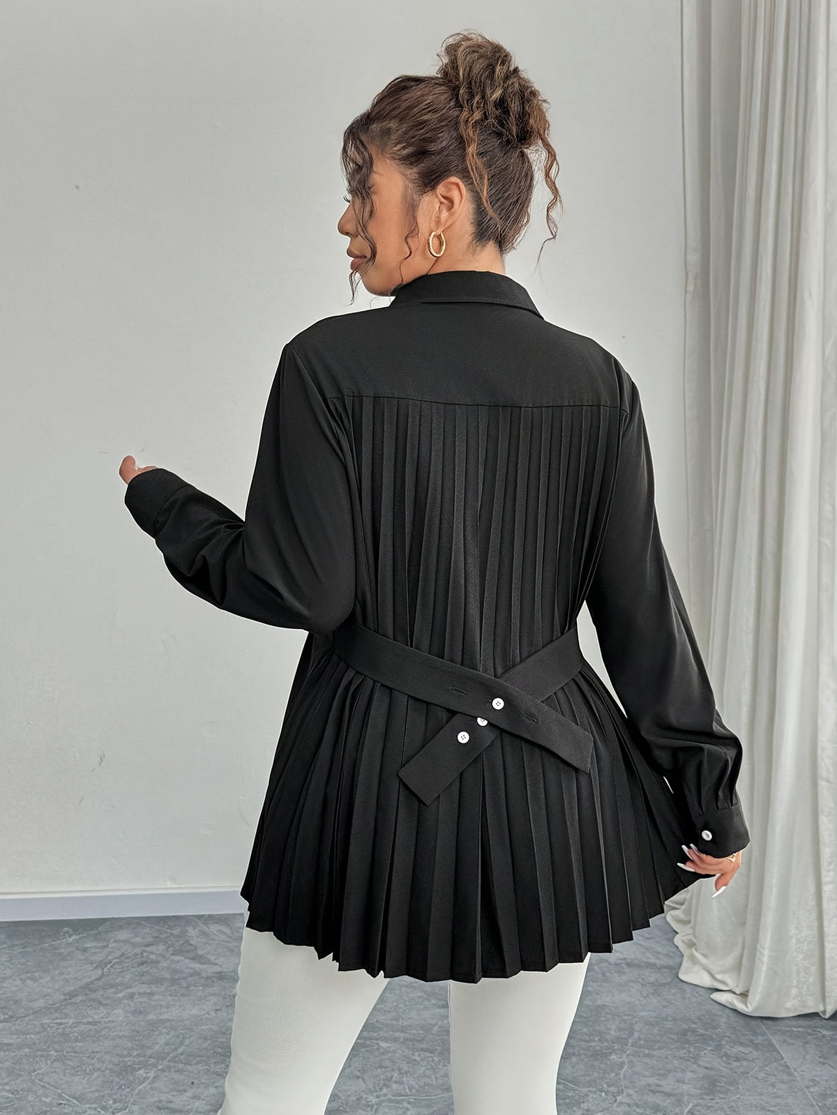 Chemise grande taille, col polo, vu de dos